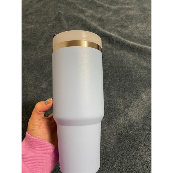 Stanley Quencher‎ H2.0 FlowState Tumbler 30 Oz White Gold Accent Travel Mug - Picture 2 of 4